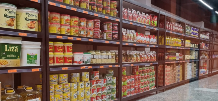 gondolas e expositores